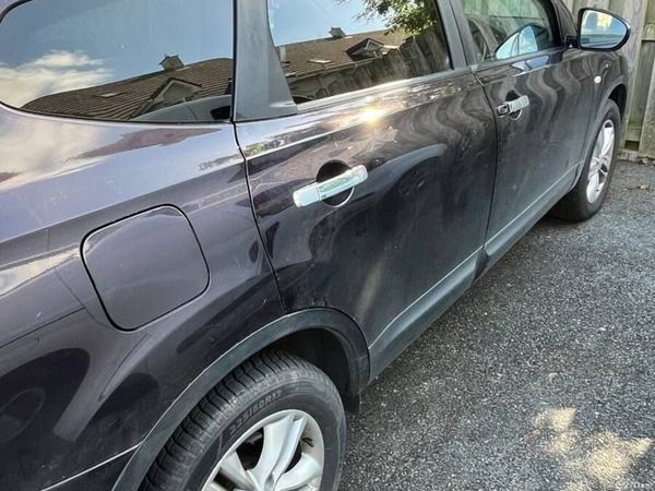 Nissan Qashqai+2 Hatchback, Diesel, 2011, Black