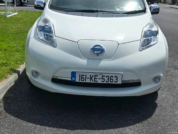 Nissan Leaf Hatchback, Electric, 2016, White