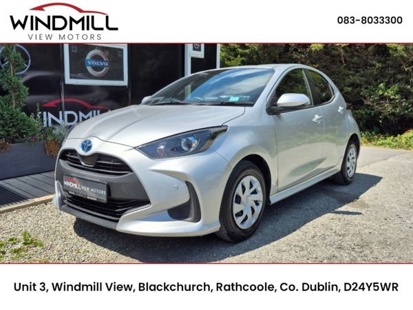 Toyota Yaris Hatchback, Petrol Hybrid, 2021, Silver