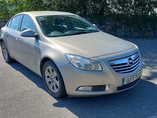 Opel Insignia MPV, Diesel, 2013, Gold
