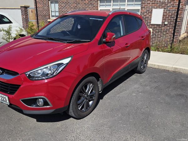 Hyundai ix35 SUV, Diesel, 2015, Red