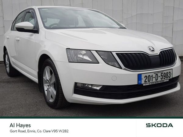 Skoda Octavia Saloon, Diesel, 2020, White