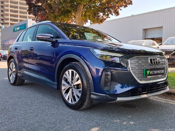Audi Q4 e-tron SUV, Electric, 2023, Blue