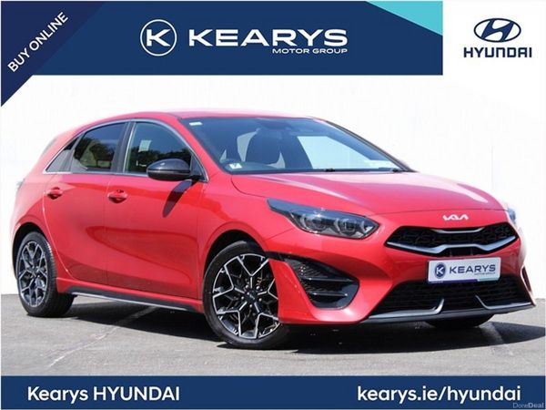 Kia Ceed Hatchback, Petrol, 2022, Red