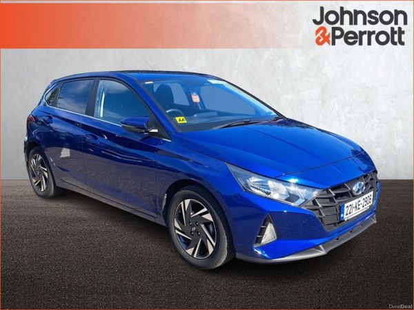 Hyundai i20 Hatchback, Petrol, 2022, Blue