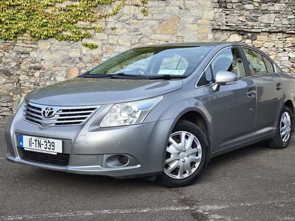 Toyota Avensis Saloon, Diesel, 2011, Grey