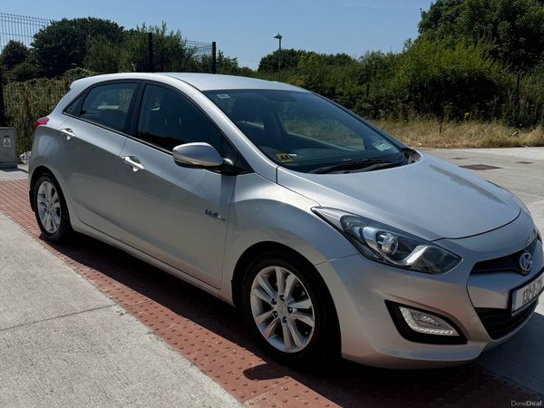 Hyundai i30 Hatchback, Diesel, 2013, Silver
