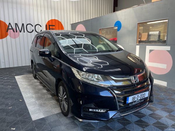 Honda Odyssey MPV, Petrol Hybrid, 2018, Red