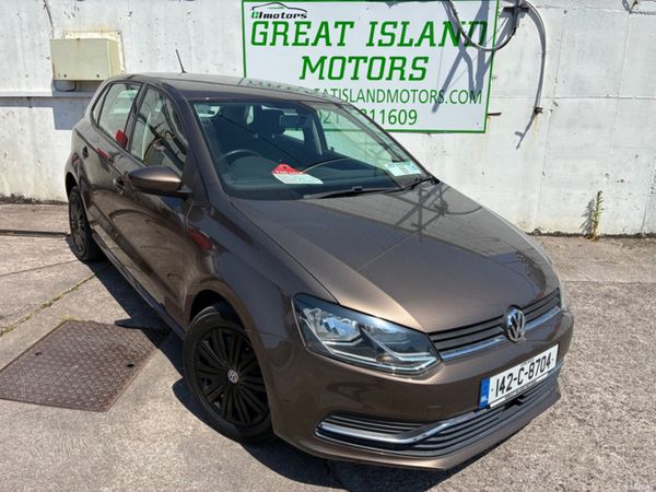 Volkswagen Polo Hatchback, Petrol, 2014, Brown