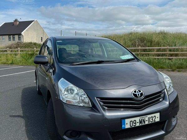 Toyota Verso MPV, Diesel, 2009, Grey