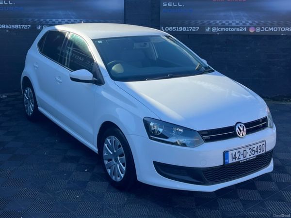 Volkswagen Polo Hatchback, Petrol, 2014, White