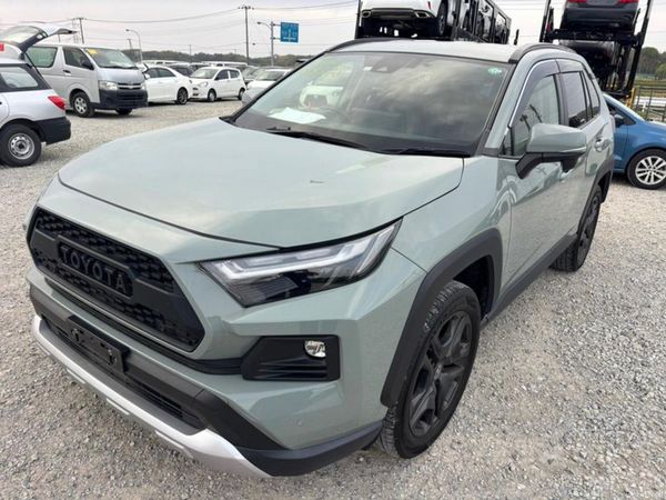Toyota RAV4 SUV, Petrol Hybrid, 2023, Green