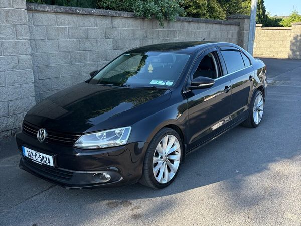 Volkswagen Jetta Saloon, Diesel, 2013, Black