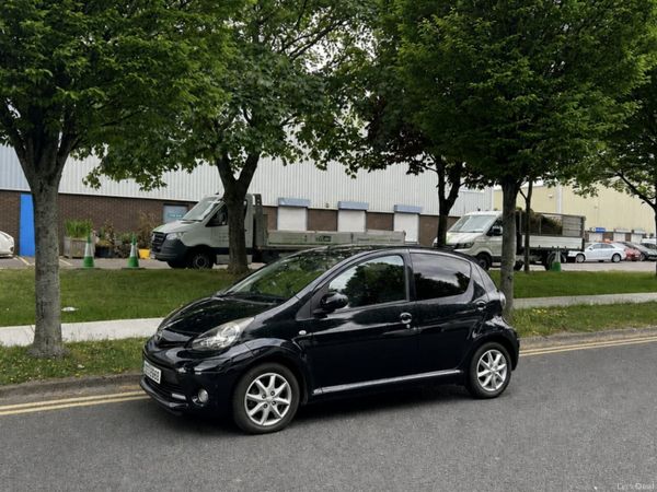 Toyota Aygo Hatchback, Petrol, 2013, Black