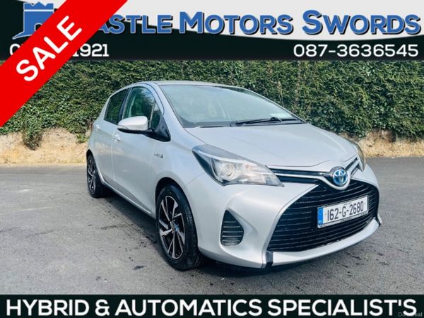 Toyota Yaris Hatchback, Petrol Hybrid, 2016, Silver