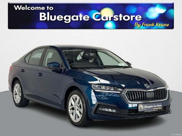 Skoda Octavia Saloon, Diesel, 2024, Blue