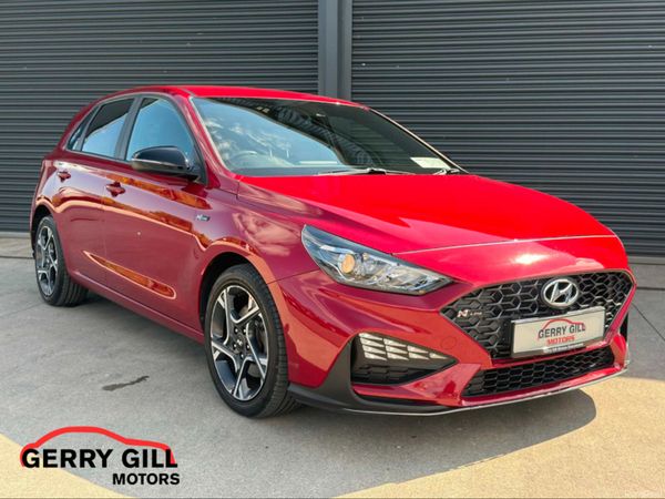 Hyundai i30 Hatchback, Petrol, 2021, Red