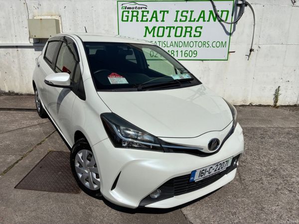 Toyota Vitz Hatchback, Petrol, 2016, White