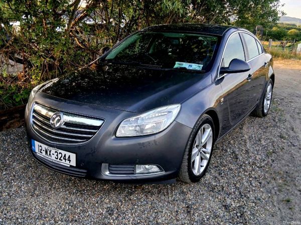 Vauxhall Insignia Hatchback, Diesel, 2012, Grey