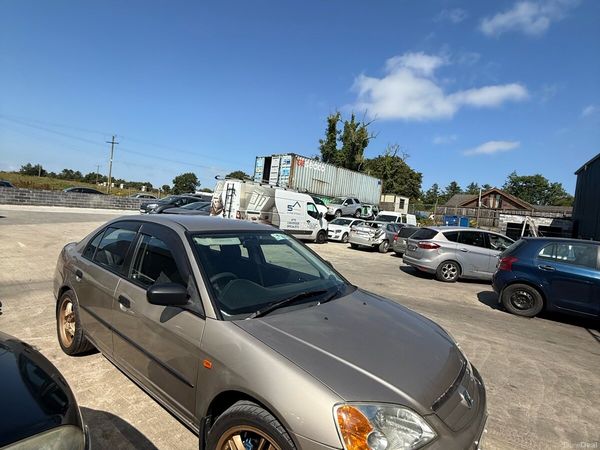 Honda Civic Saloon, Petrol, 2002, Beige