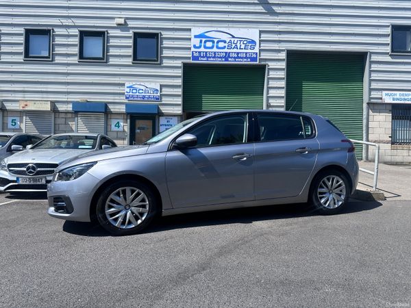 Peugeot 308 Hatchback, Petrol, 2020, Grey