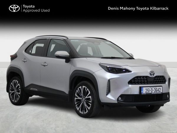 Toyota Yaris Cross Hatchback, Petrol Hybrid, 2025, Silver