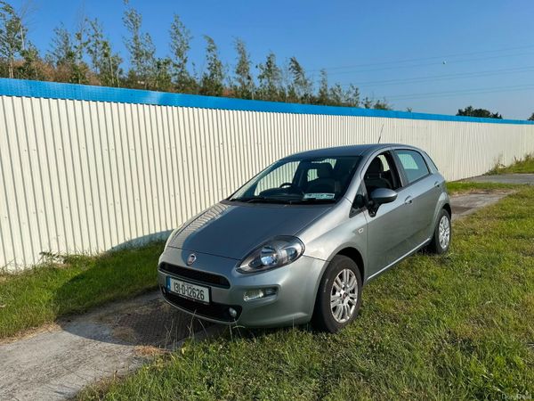 Fiat Punto Hatchback, Petrol, 2013, Grey