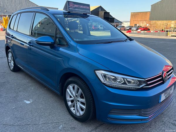 Volkswagen Touran MPV, Petrol, 2016, Blue