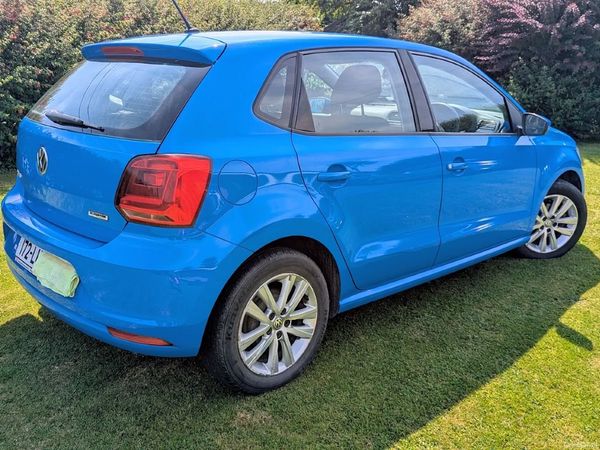 Volkswagen Polo Hatchback, Petrol, 2017, Blue