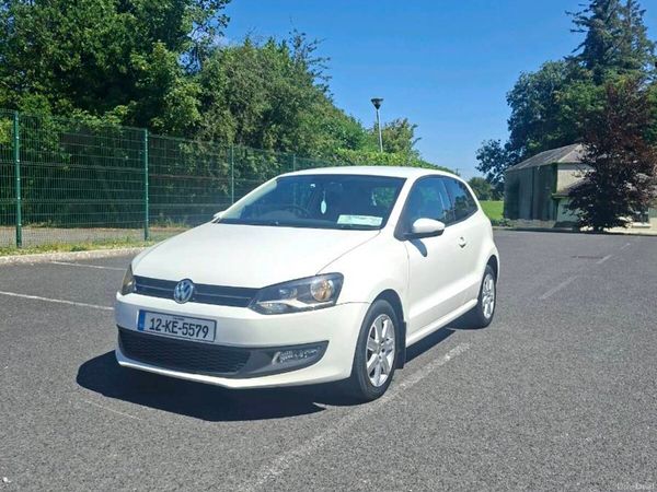 Volkswagen Polo Hatchback, Petrol, 2012, White