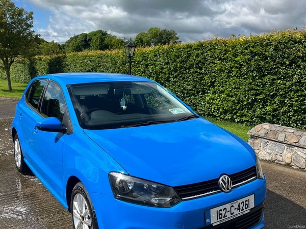 Volkswagen Polo Hatchback, Petrol, 2016, Blue