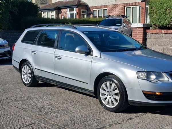 Volkswagen Passat Estate, Diesel, 2008, Silver