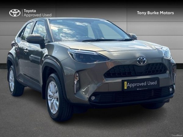 Toyota Yaris Cross SUV, Petrol Hybrid, 2024, Brown