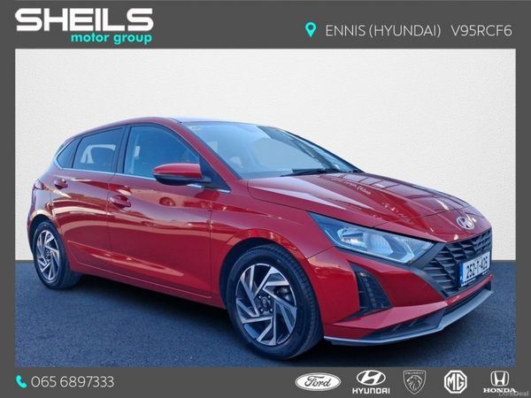 Hyundai i20 Hatchback, Petrol, 2025, Red