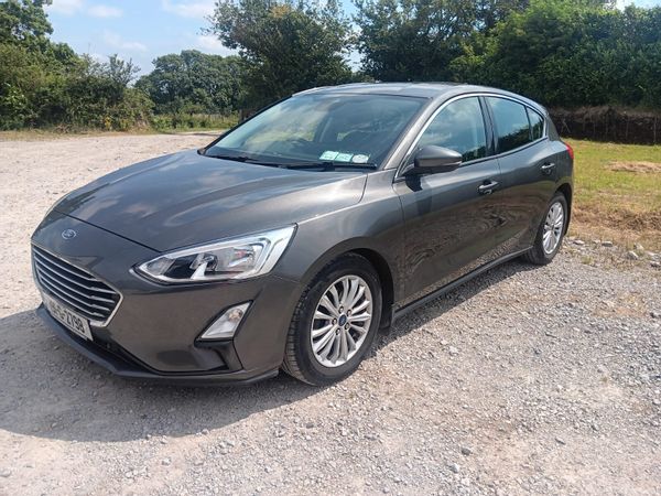 Ford Focus Hatchback, Diesel, 2019, Grey