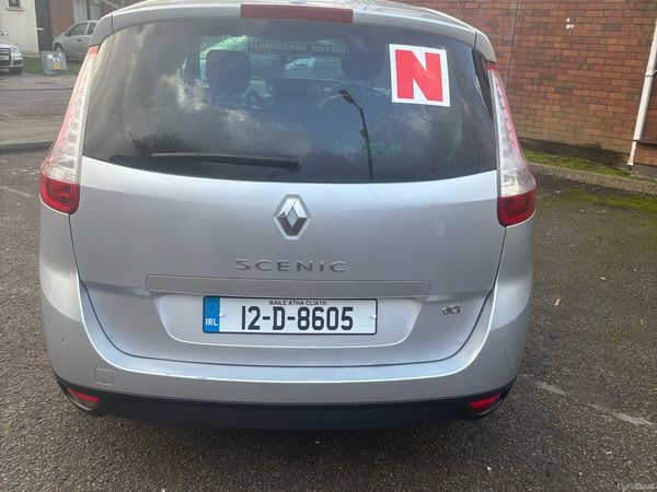 Renault Grand Scenic MPV, Diesel, 2012, Silver