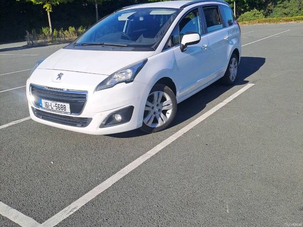 Peugeot 5008 MPV, Diesel, 2016, White