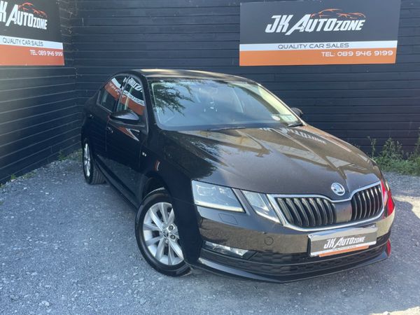 Skoda Octavia Hatchback, Diesel, 2019, Black