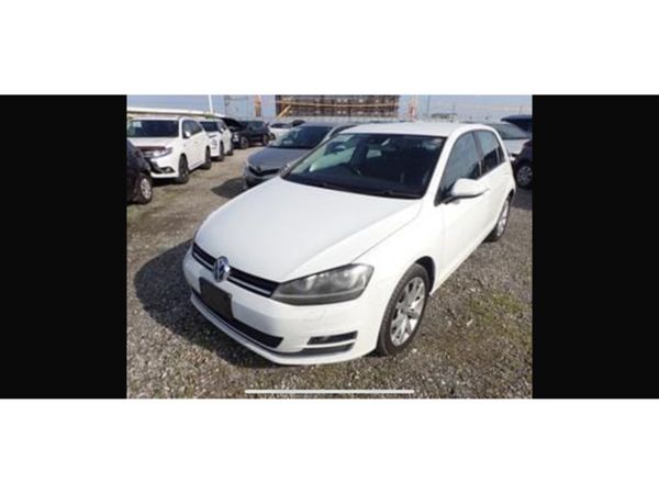 Volkswagen Golf Hatchback, Petrol, 2014, White
