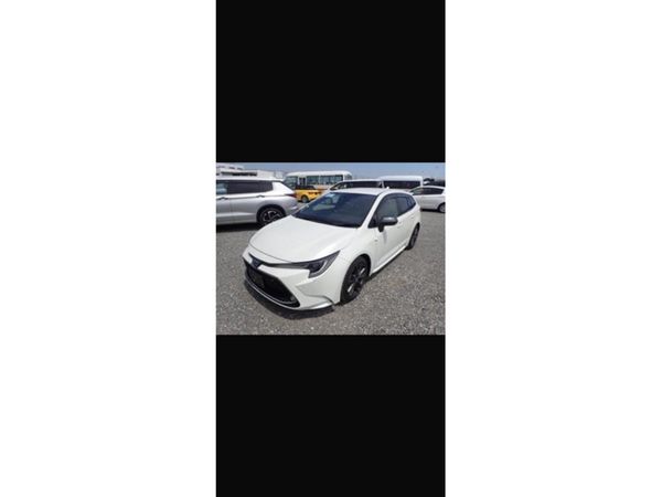 Toyota Corolla Hatchback, Petrol Hybrid, 2021, White