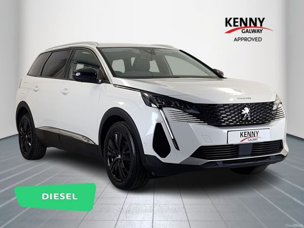 Peugeot 5008 MPV, Diesel, 2022, White