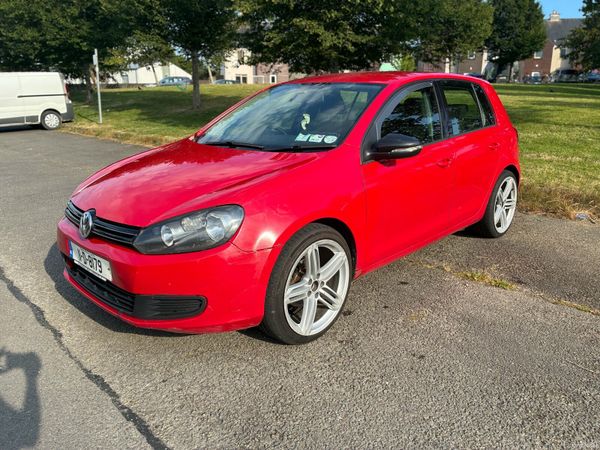 Volkswagen Golf Hatchback, Diesel, 2011, Red