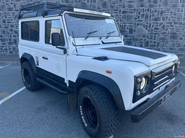 Land Rover Defender SUV, Petrol, 1989, White