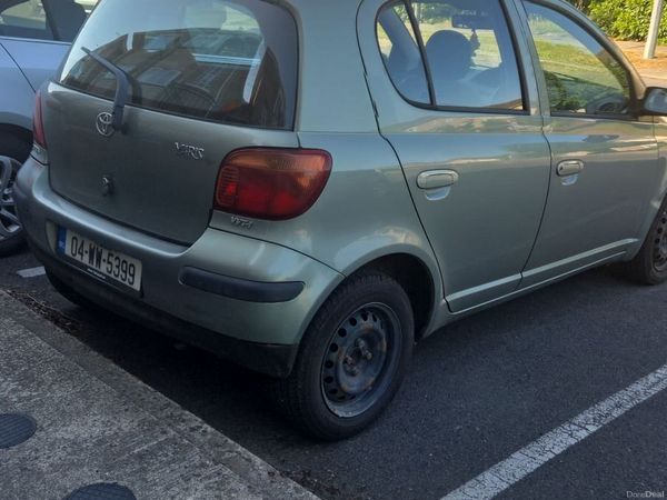 Toyota Yaris Hatchback, Petrol, 2004, Green