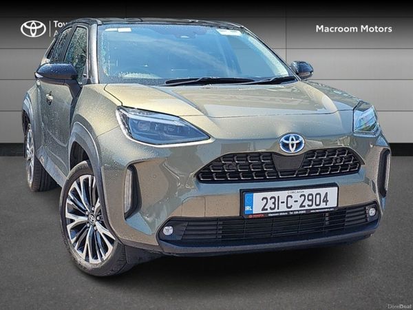 Toyota Yaris Cross Hatchback, Petrol Hybrid, 2023, Green