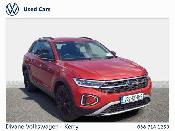 Volkswagen T-Roc SUV, Petrol, 2022, Red