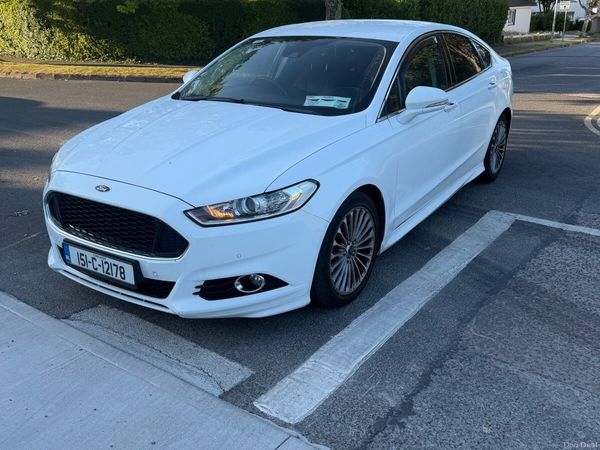 Ford Mondeo Hatchback, Diesel, 2015, White