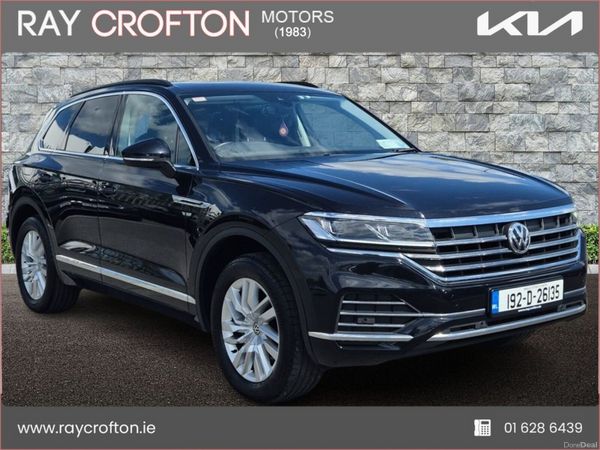 Volkswagen Touareg SUV, Diesel, 2019, Black