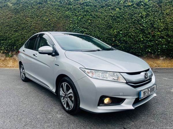 Honda Insight Saloon, Petrol Hybrid, 2016, Silver