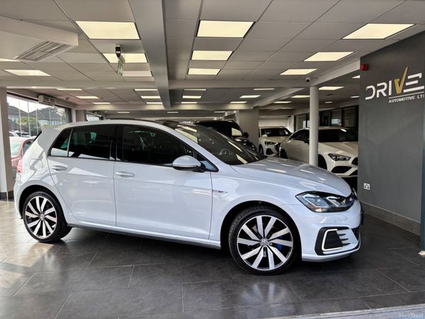 Volkswagen Golf Hatchback, Petrol Plug-in Hybrid, 2017, Silver